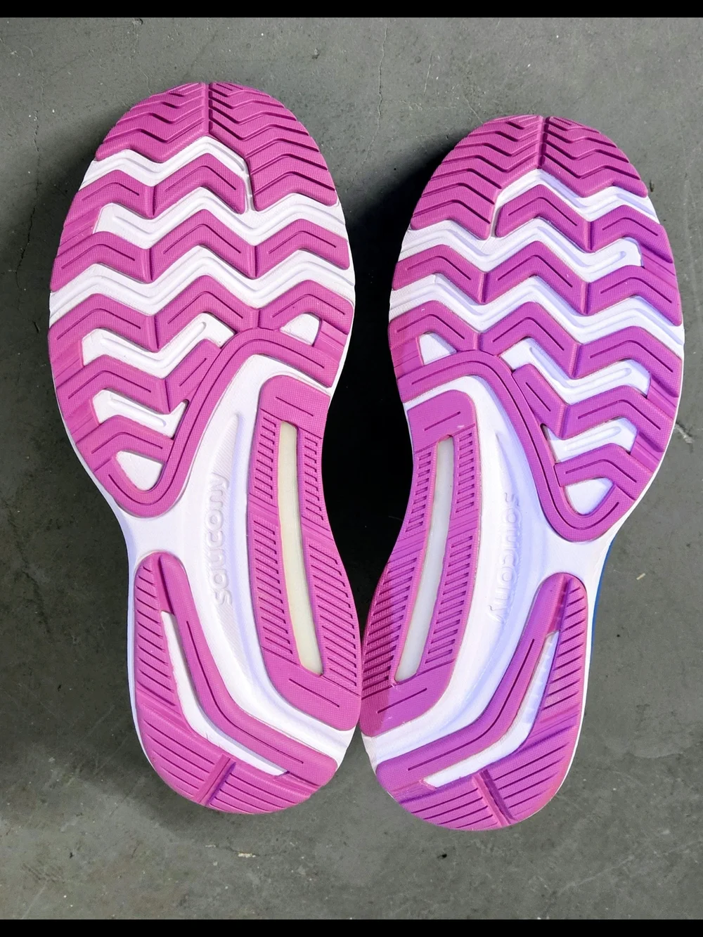 Saucony breathable mesh